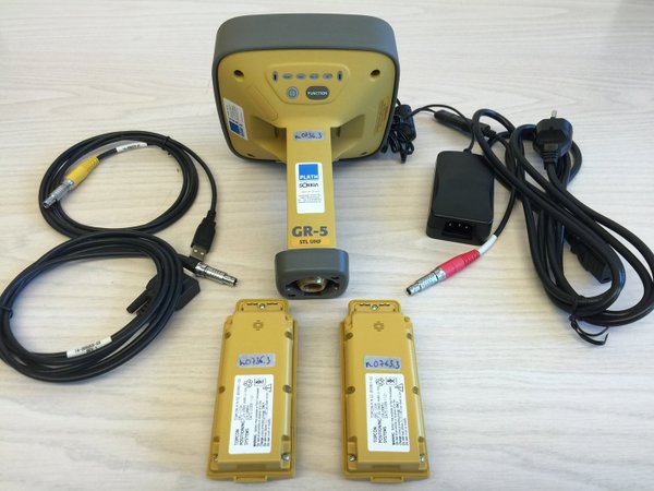 GR-5, GNSS-Empfänger mit Dig.UHF (Satel) und GSM/GPRS Modem, #774-10027